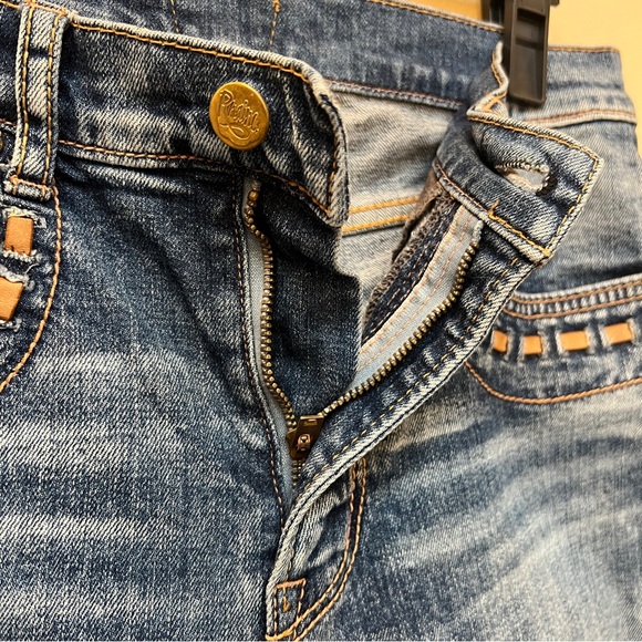 Vintage RNA Inc. Classic Straight Leg Jeans - Picture 3 of 9